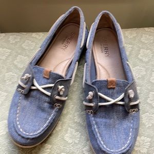 Sperry Topsiders. Denim with blue leather accents women’s size 9